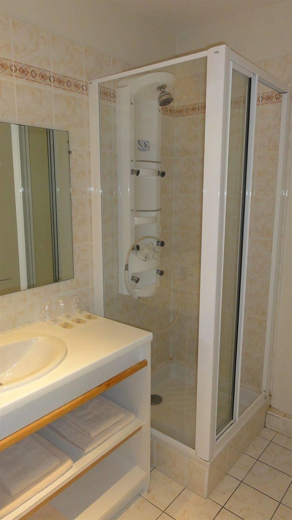Hotel The Originals City, Belem,